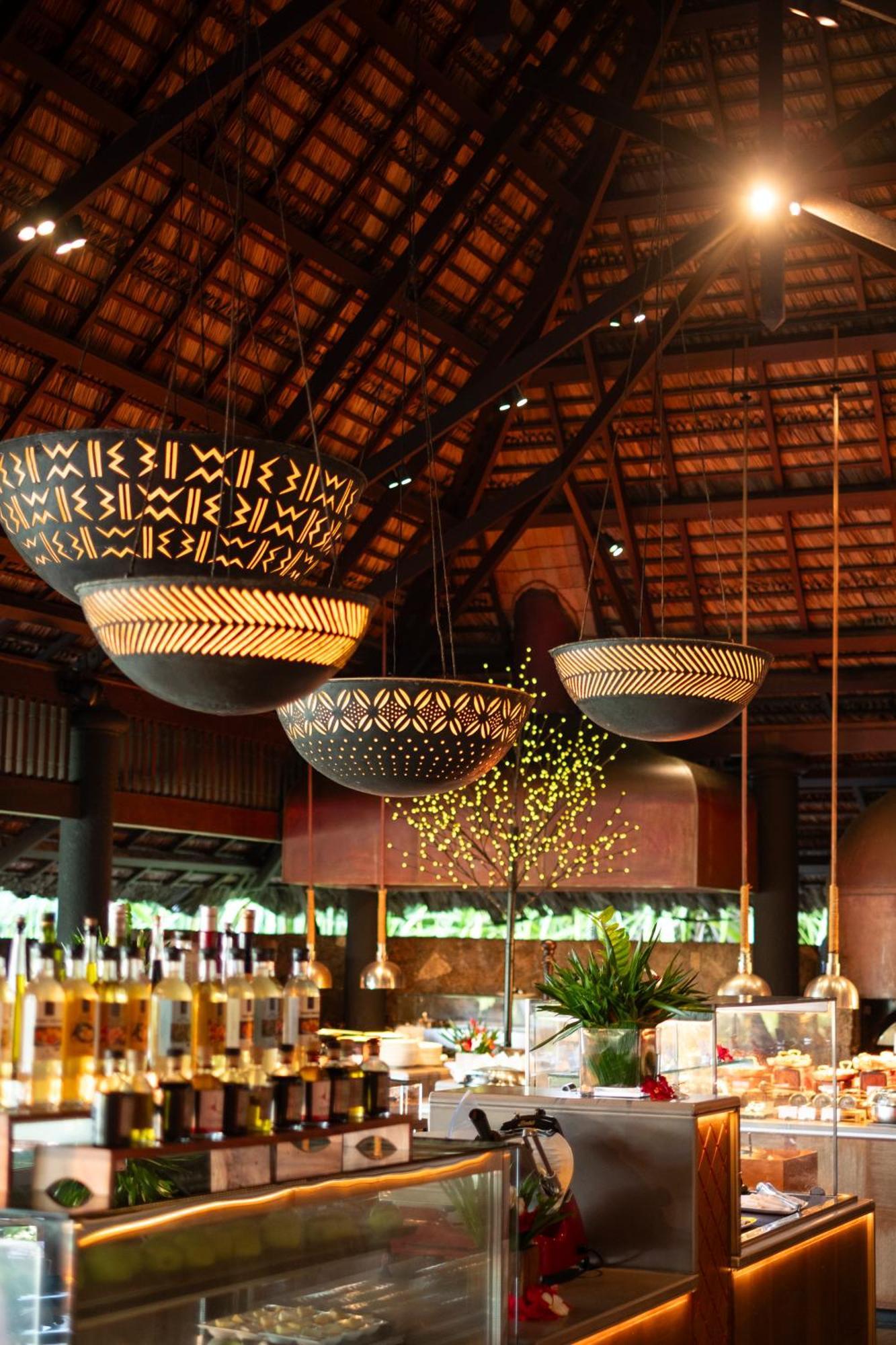 Constance Lemuria Grand Anse  Εξωτερικό φωτογραφία The interior of the bar